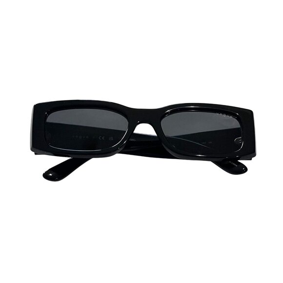 Vogue Eyewear VO5584S Sunglasses in Black